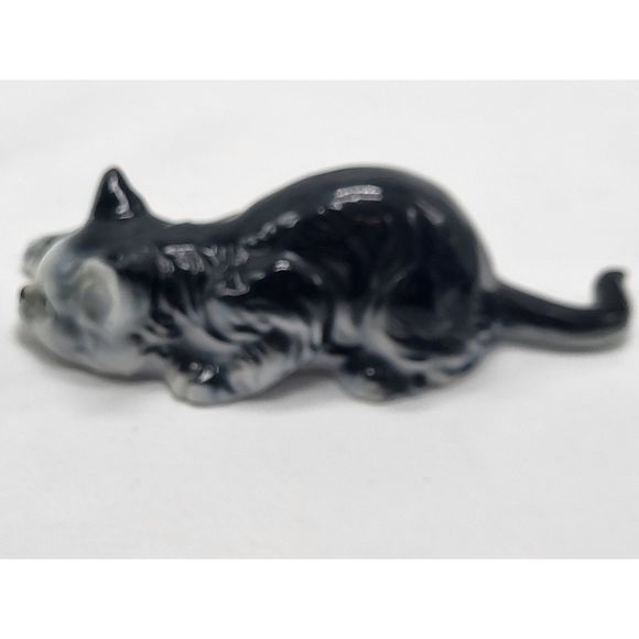 Danbury Mint Miniature Cats of Character - Picture 7 of 12